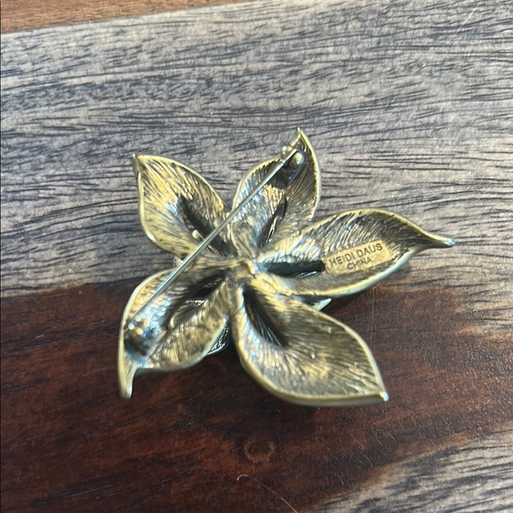 Heidi Daus Vintage Floral Broches - Picture 4 of 7